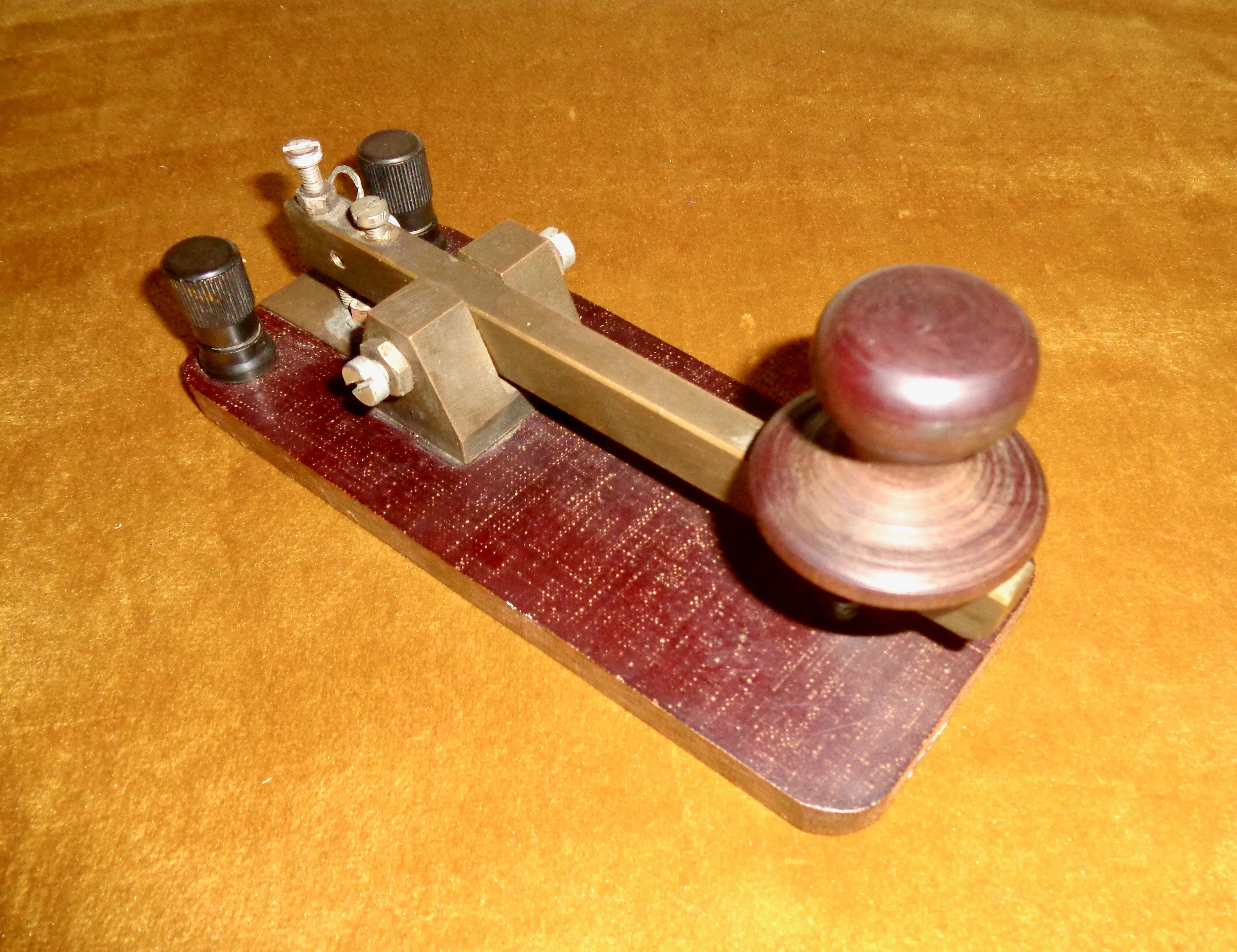 1940s British Straight Sending Morse Key
