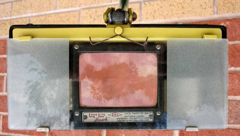 1940s Magnifying Desk Lamp EDL Lens-Lite Hawk
