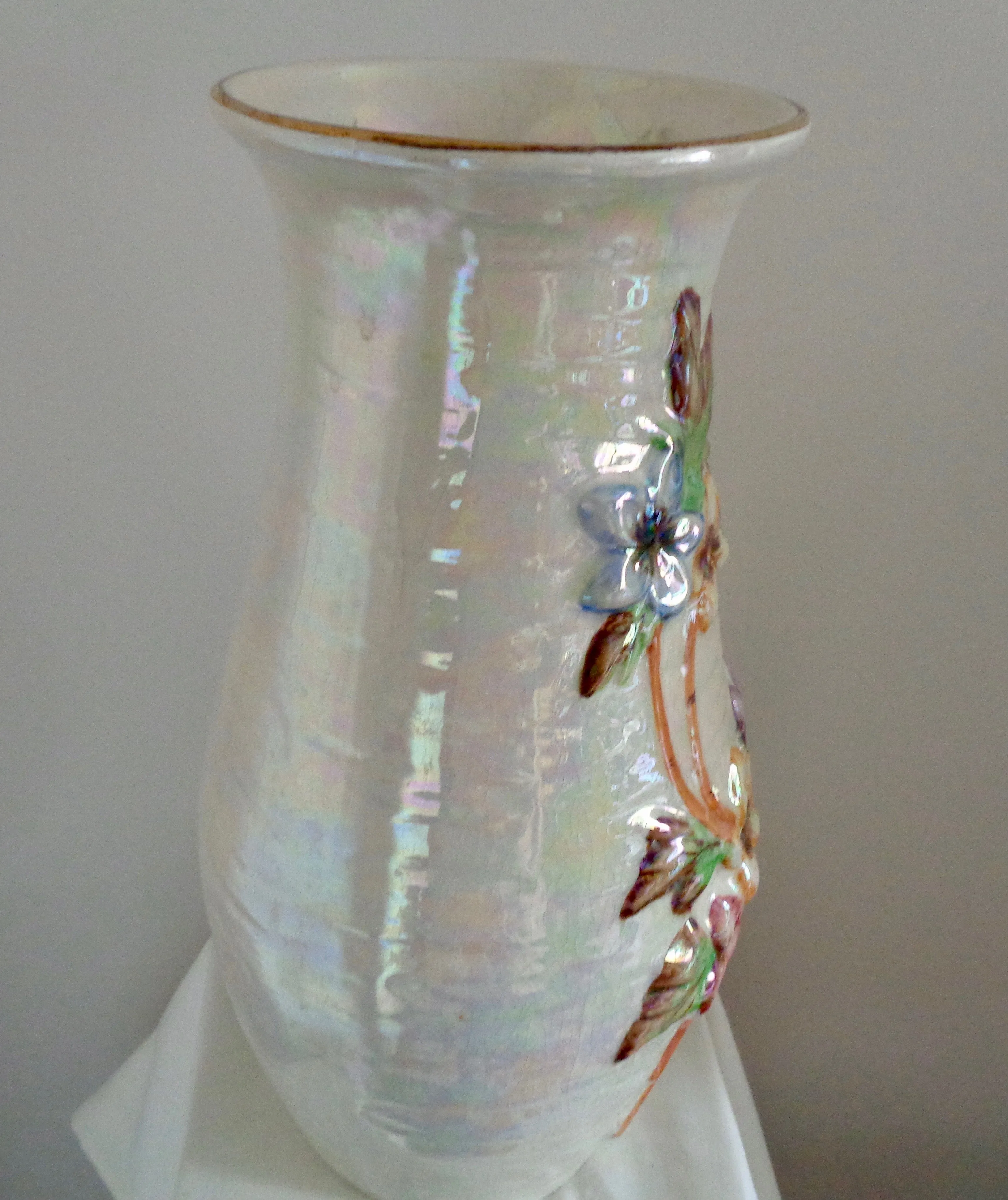 1950s Arthur Wood Pottery Vernon 5209 Lustre Vase