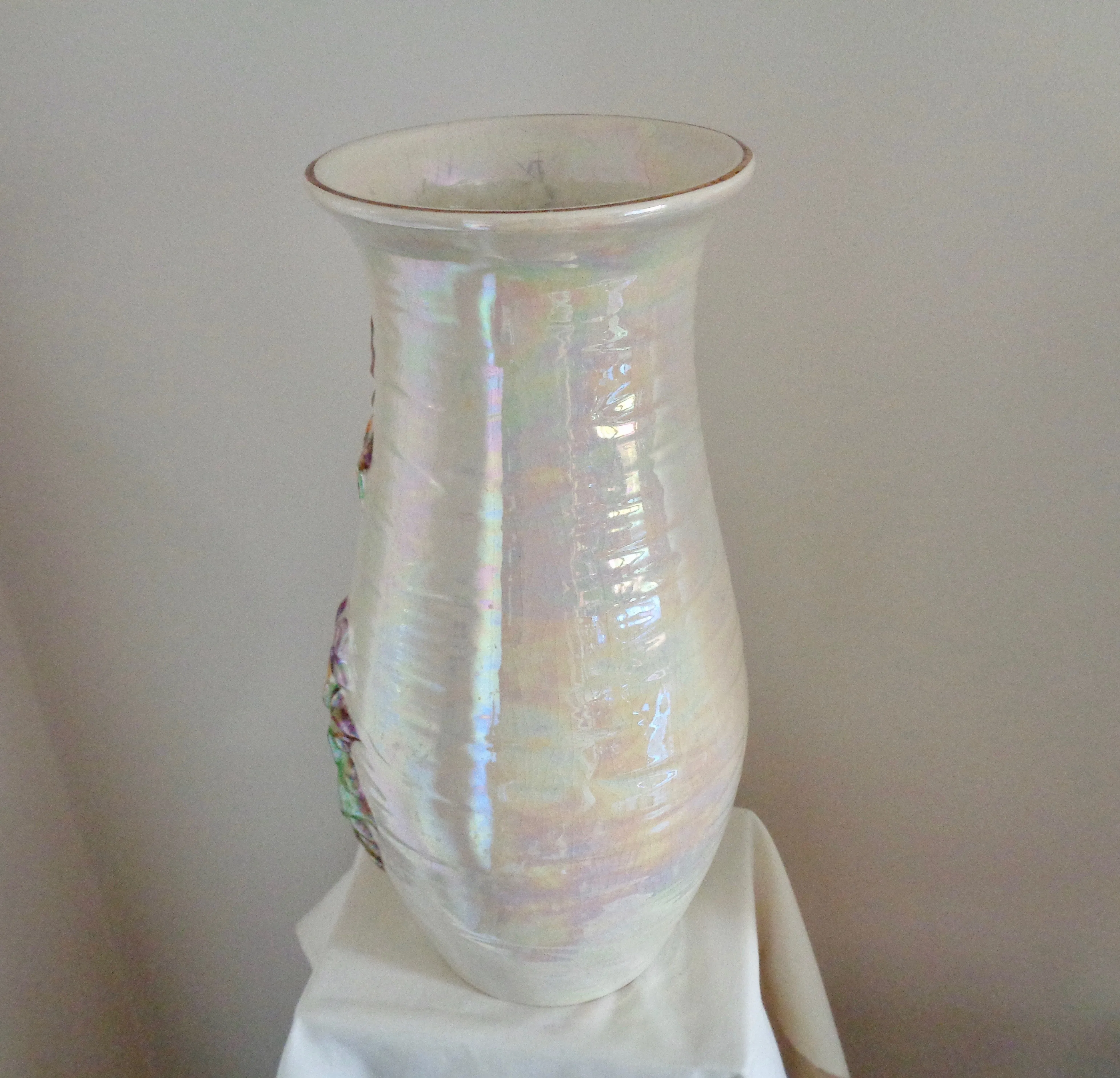 1950s Arthur Wood Pottery Vernon 5209 Lustre Vase