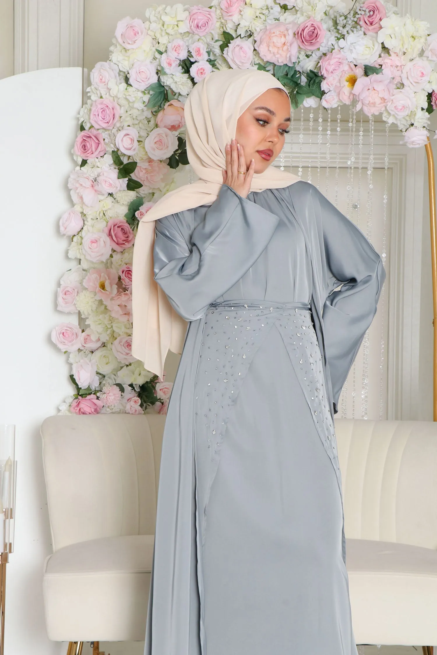 Aurora Beaded Tie Abaya Set- Mint Gray