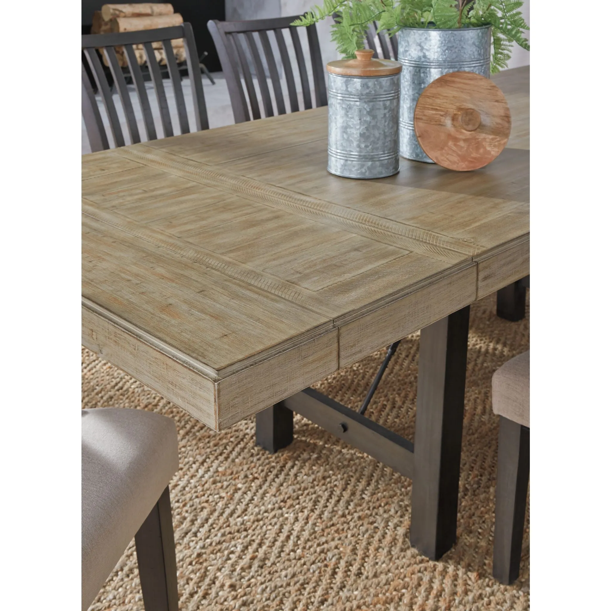 Baylow-Exclusive Dining Extension Table