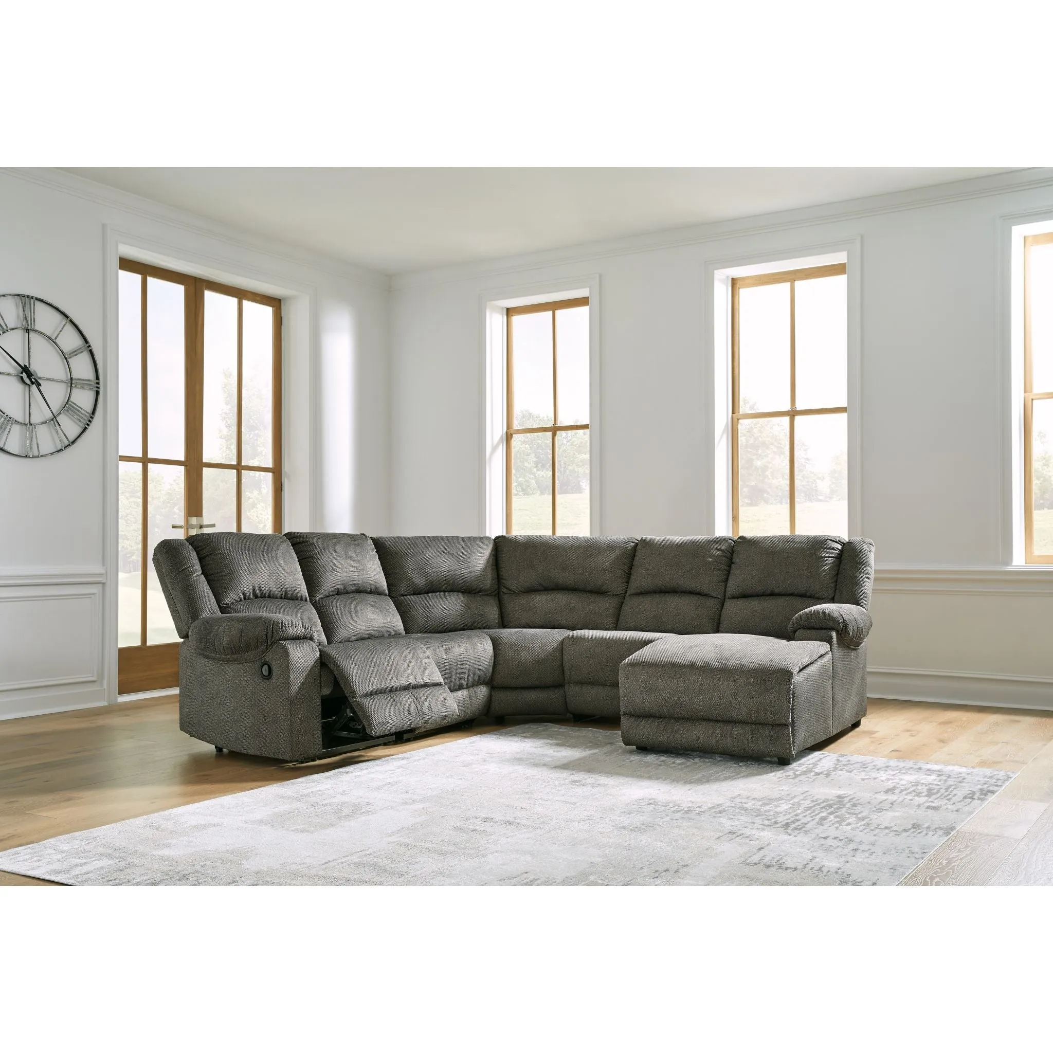 Benlocke 5 Piece Reclining Sectional