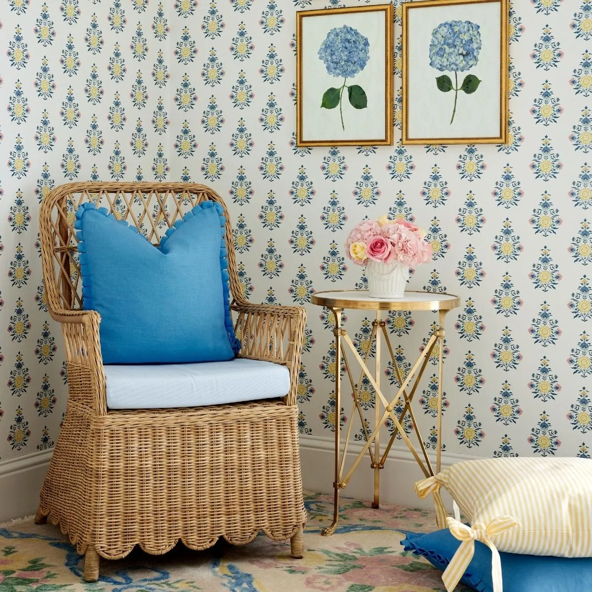 Beth Box Pleat Pillow in Cornflower