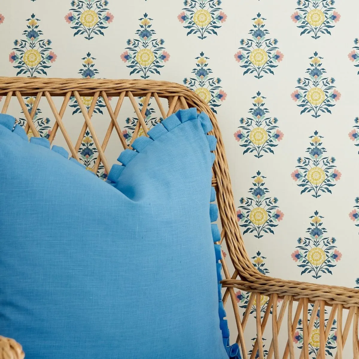 Beth Box Pleat Pillow in Cornflower