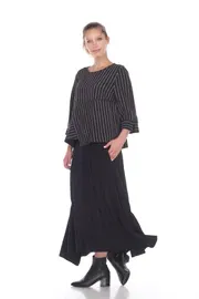 Black and White Stripe 3/4 Sleeve Tunic