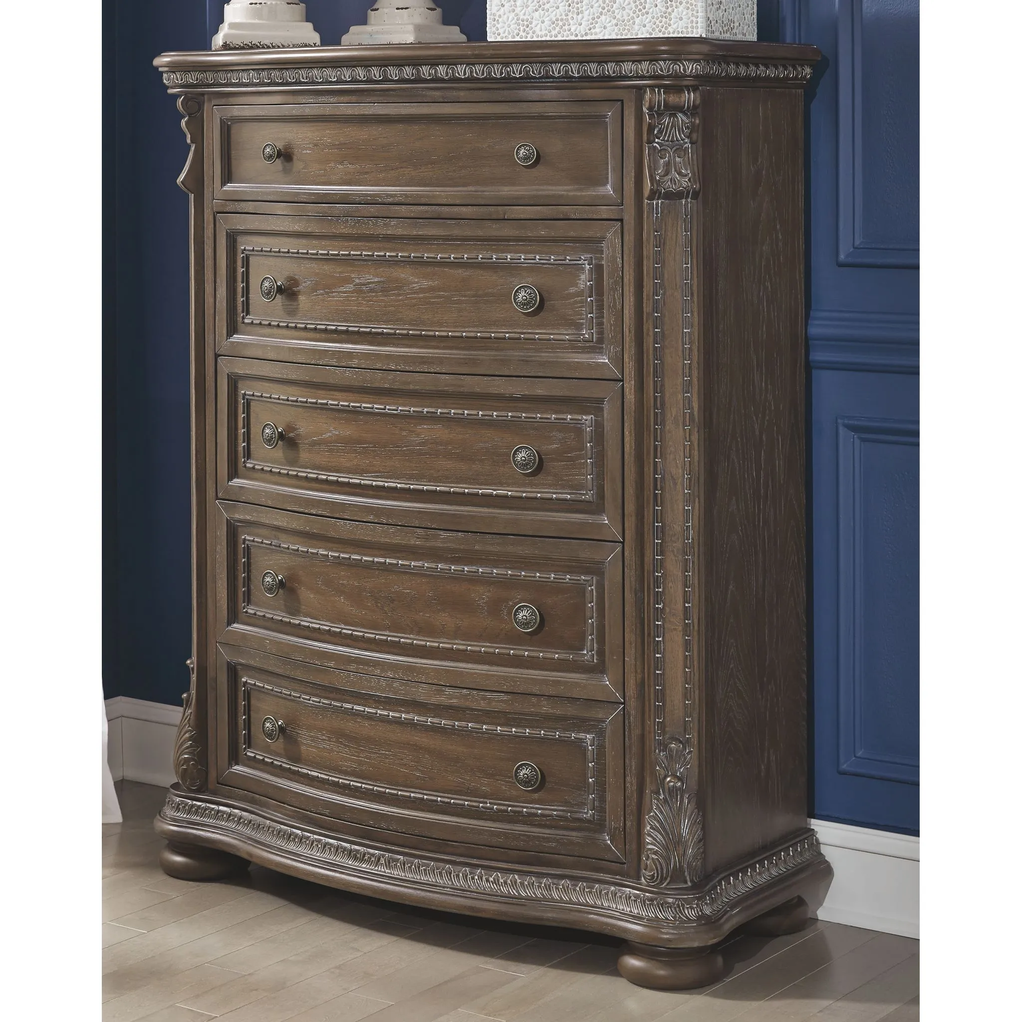 Charmond Chest
