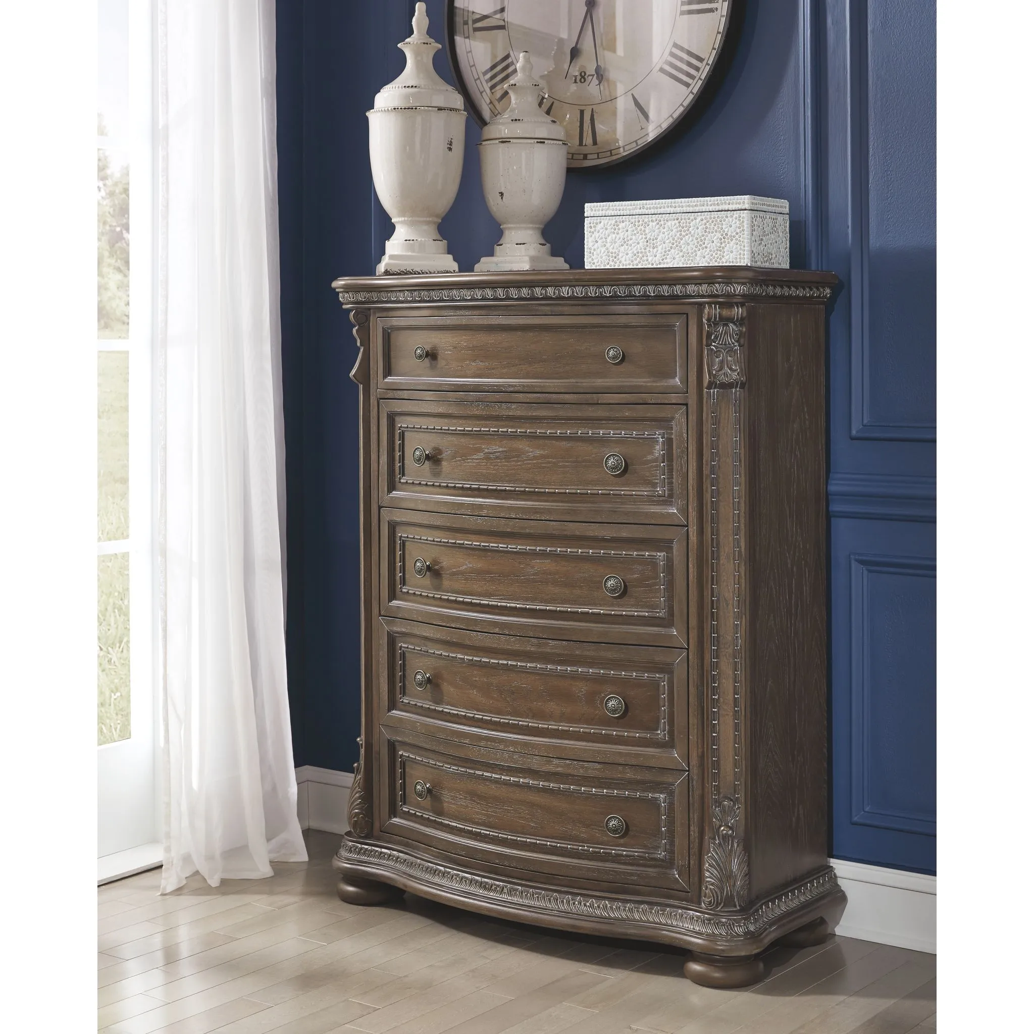 Charmond Chest
