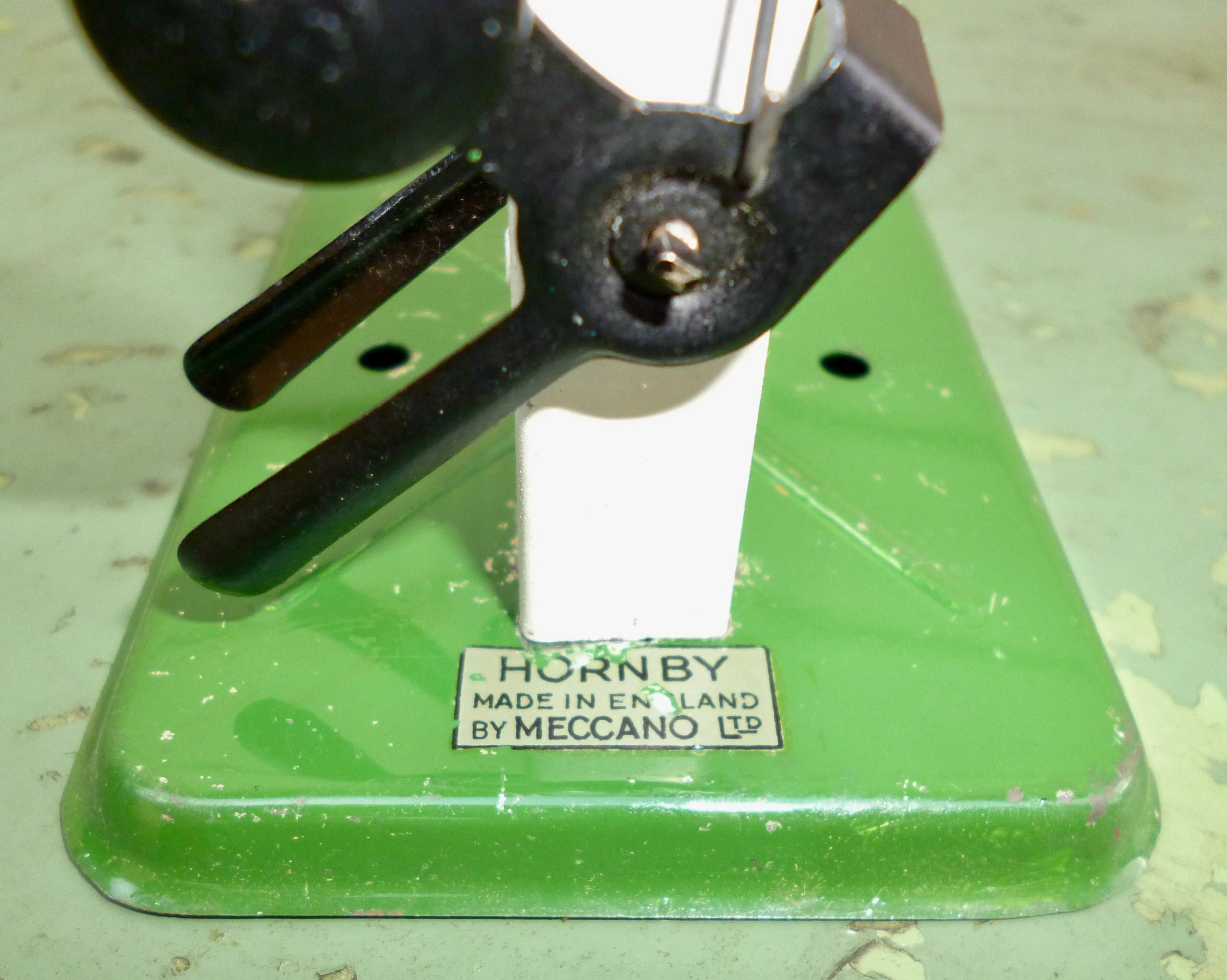 Hornby Meccano O Gauge Model Railway Double Arm No.2 Signal 42361