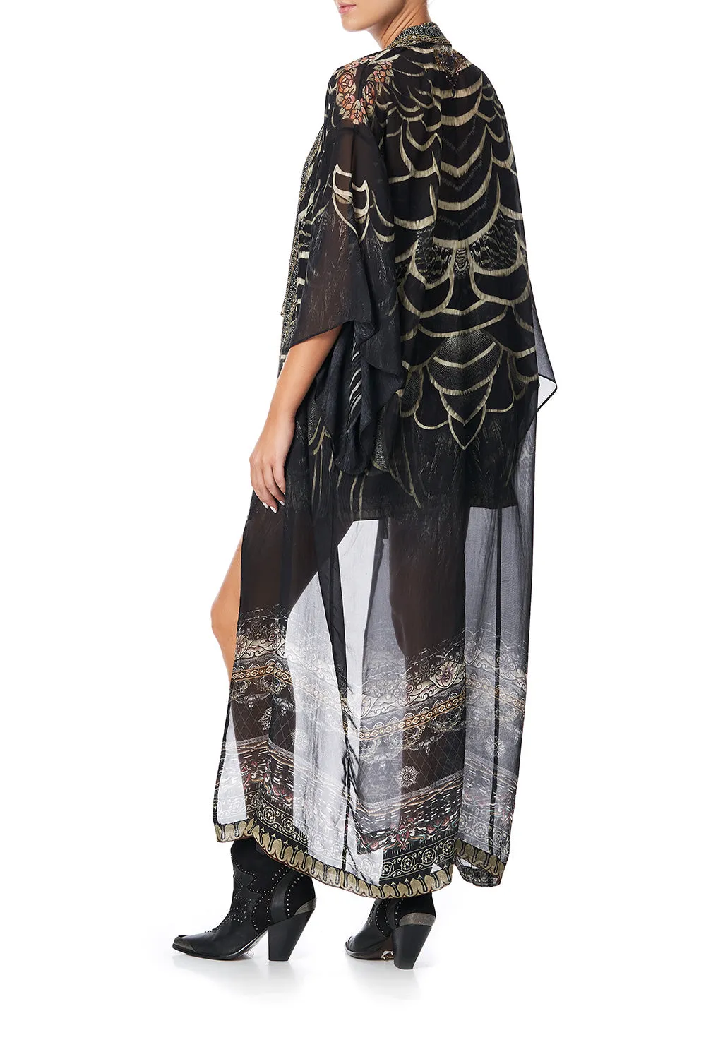 KIMONO COAT UNDER A FULL MOON