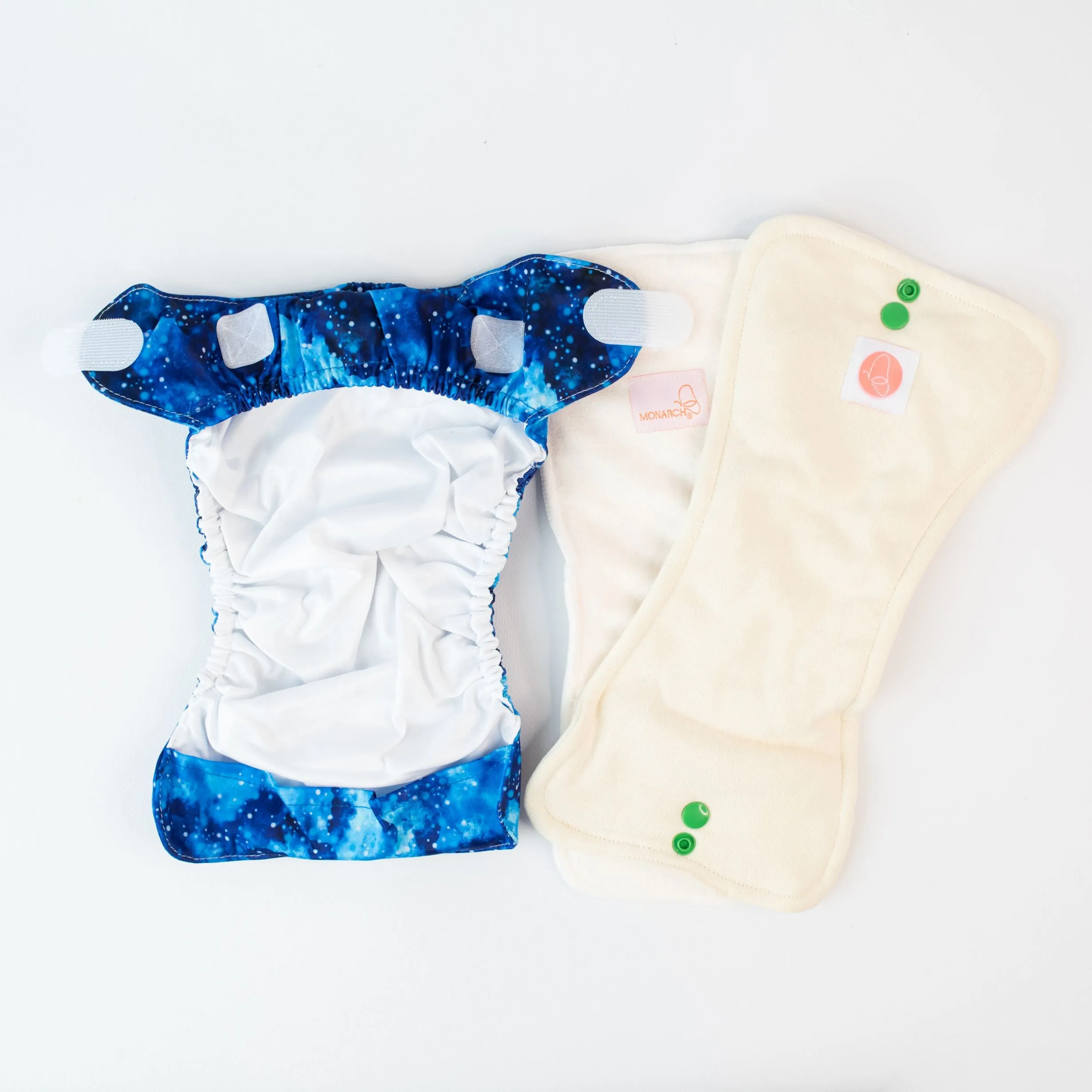 Newborn Wipeable Nappy | Snowstorm