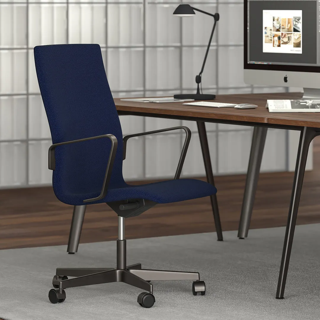 Oxford Medium Back Office Armchair - 5 Star Base & Castors