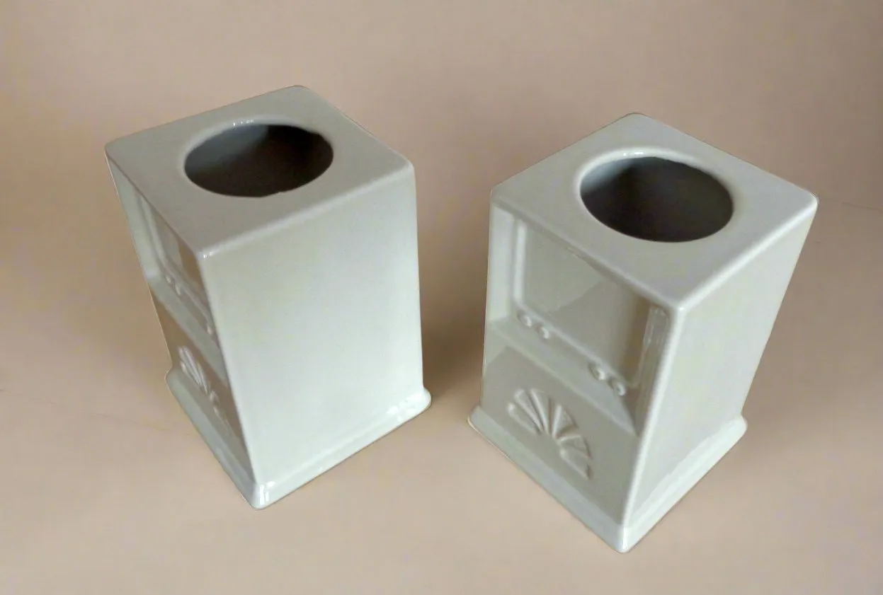 Pair of Cream Wade Pottery Desk Pen Pots With Vintage Television Embossing
