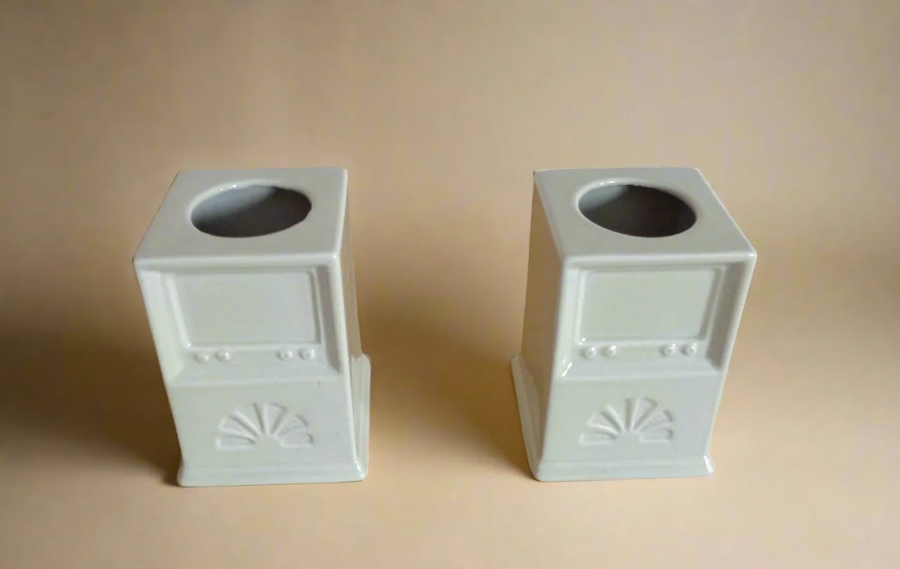 Pair of Cream Wade Pottery Desk Pen Pots With Vintage Television Embossing