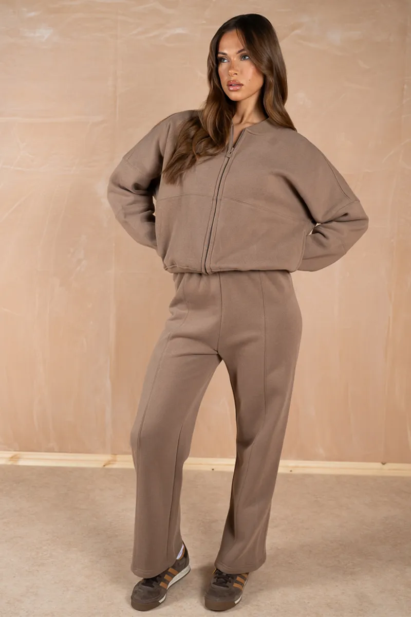 Relaxed Straight Leg Joggers - Brown