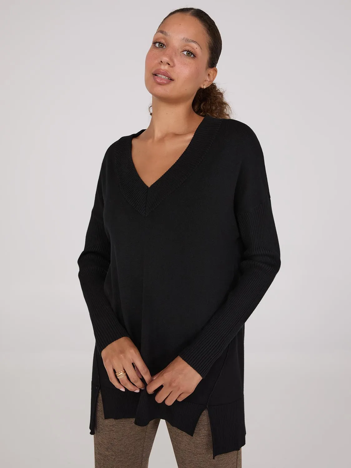 Ribbed V-Neck Tunic Top