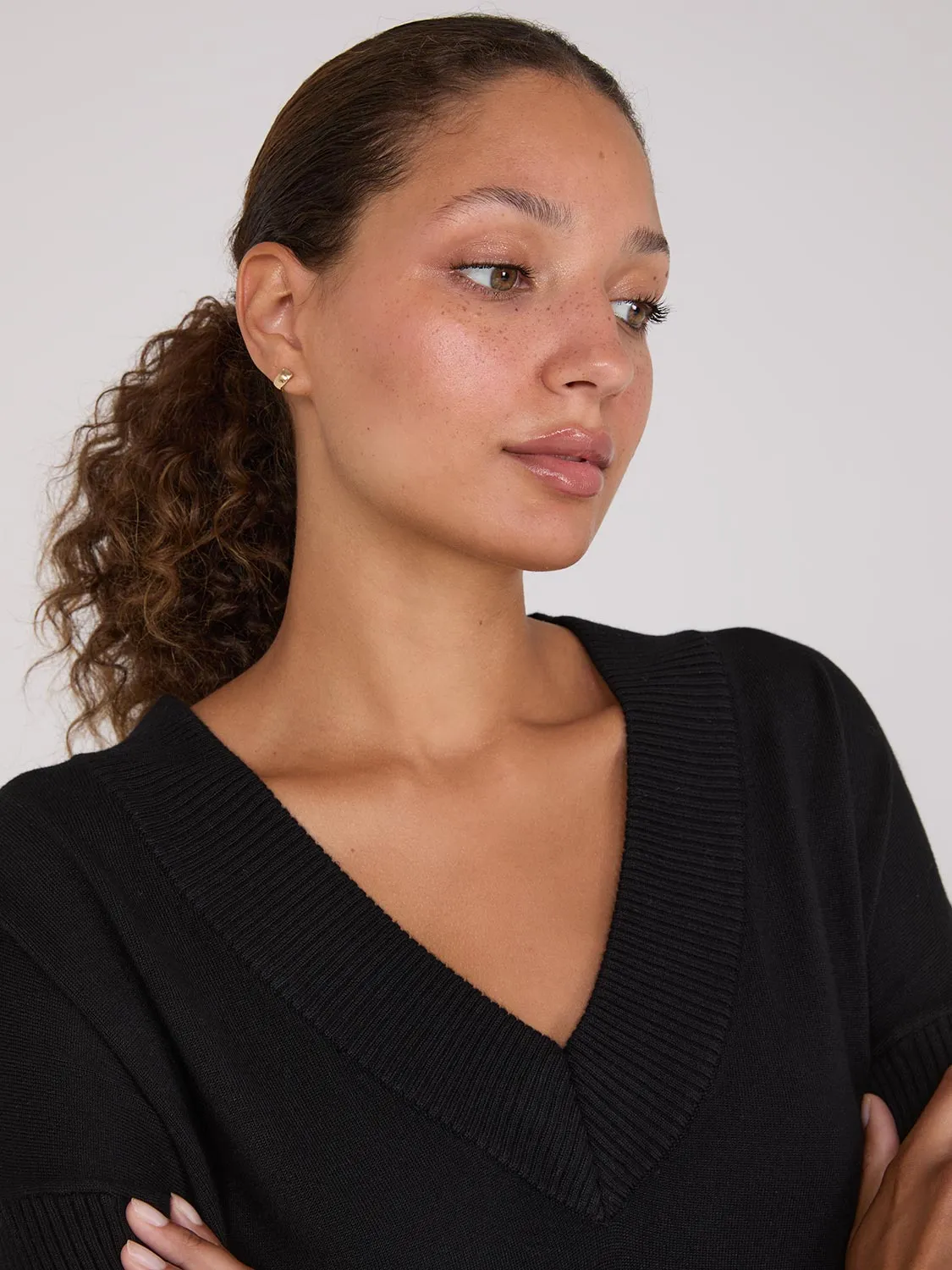 Ribbed V-Neck Tunic Top