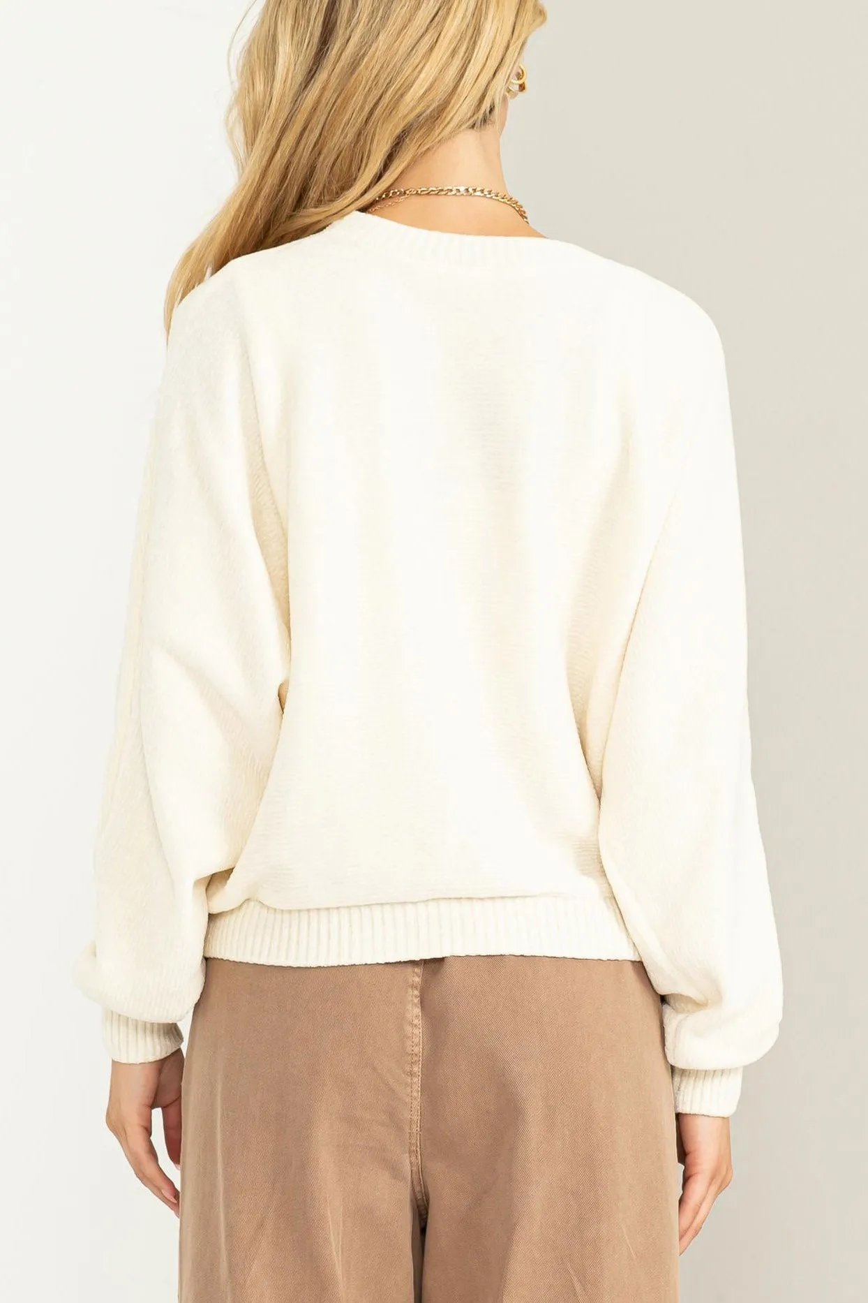 ROUND NECK SWEATER KNIT TOP