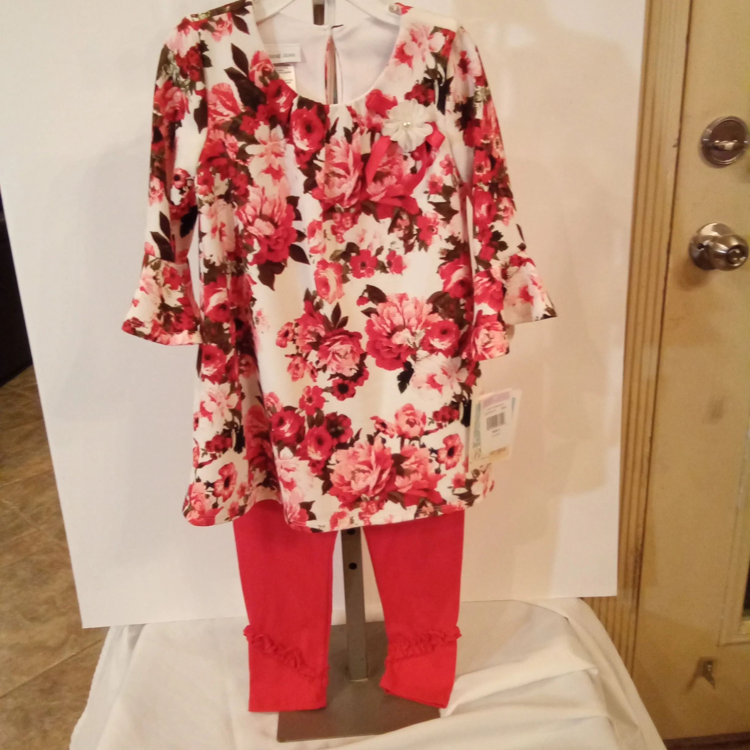 Sweetheart Floral Tunic with Red Leggings Set
