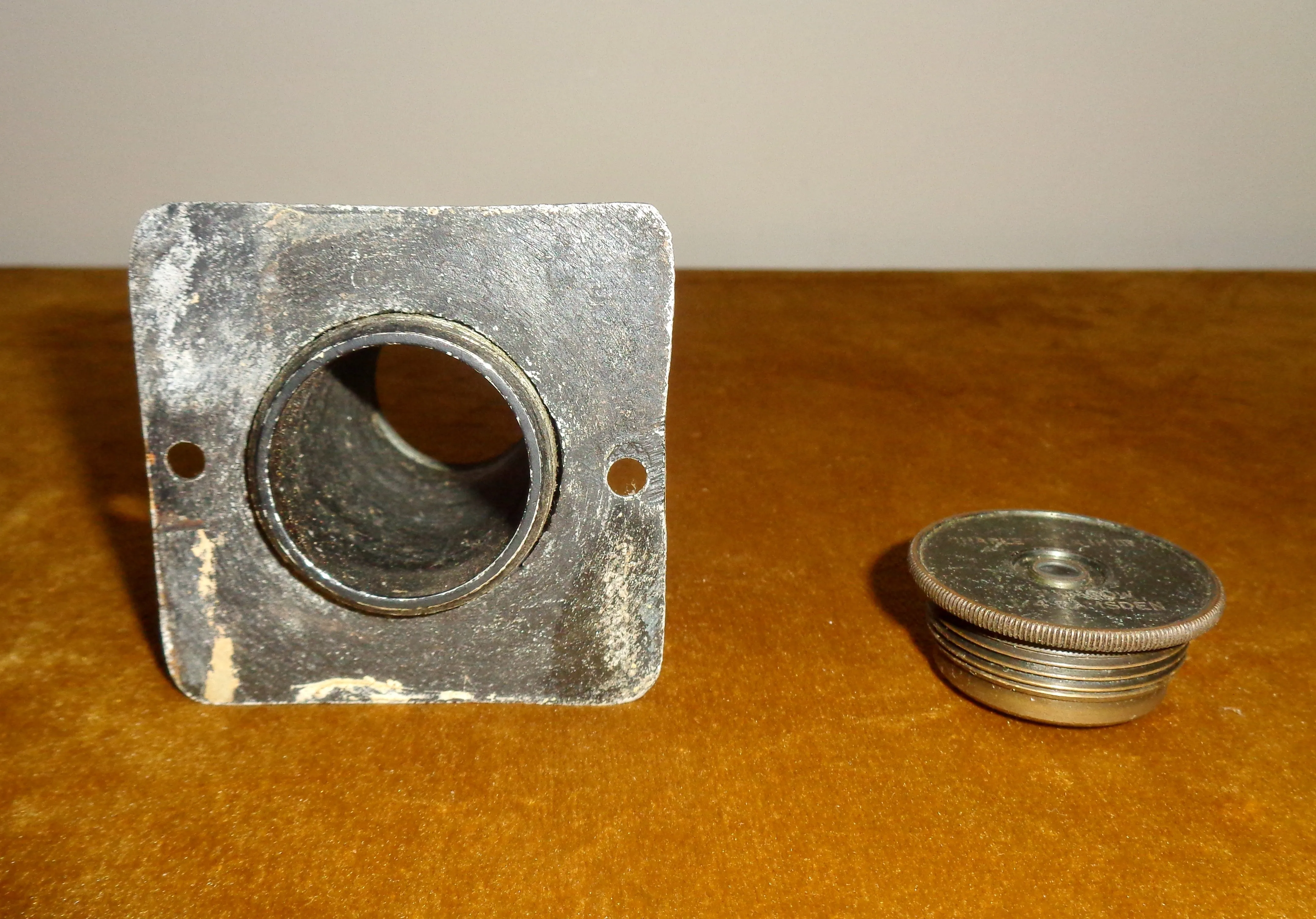 Vintage Charles Frank Ramsden Instrument Eyepiece 1/4" In Black Coated Brass Stand
