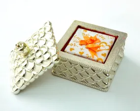 Vintage Design Treasure Jewelry Box-Square