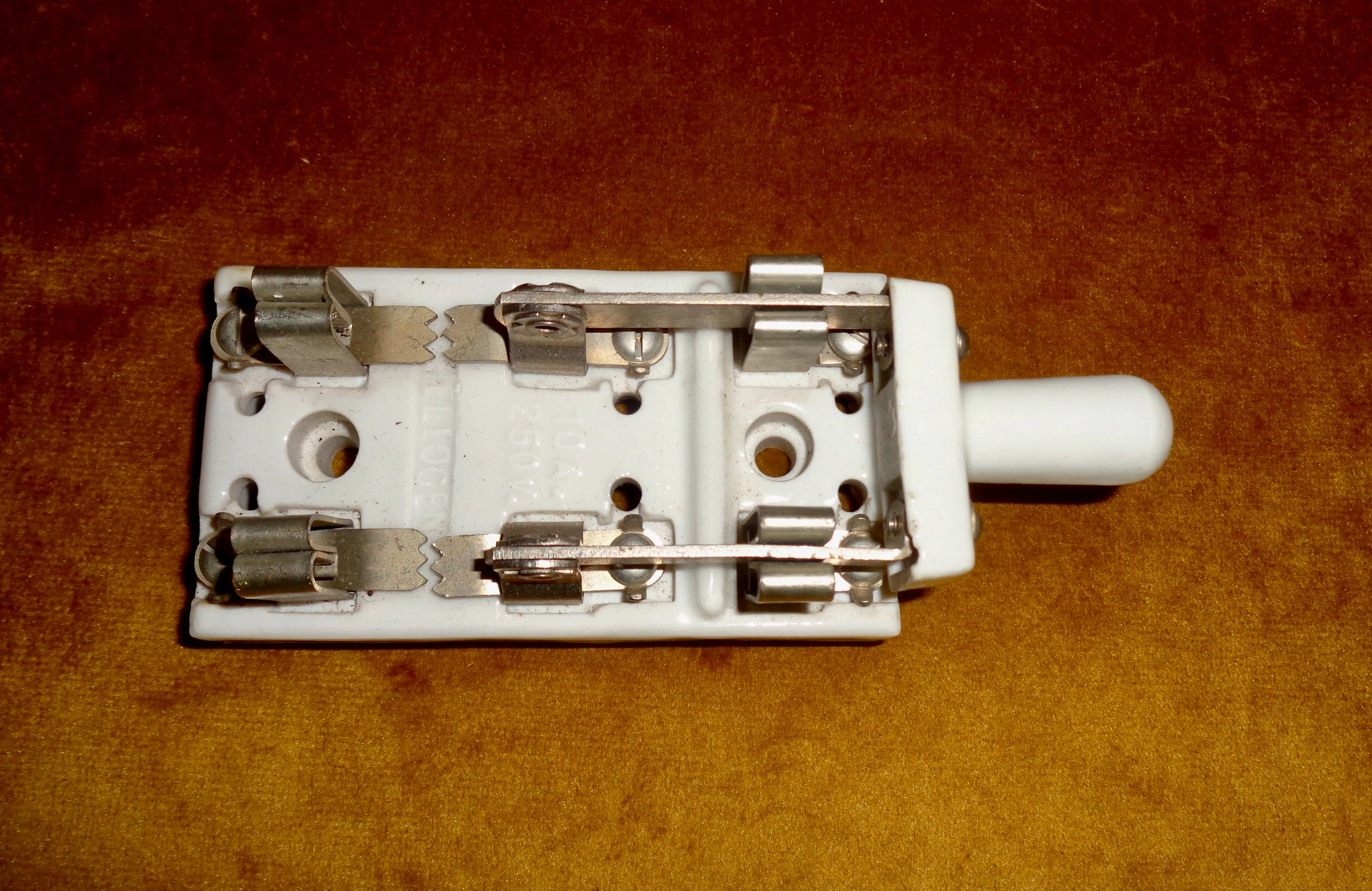 Vintage Heliogen Porcelain Aerial Knife Switch Double Pole Double Throw DPDT 9 cm x 5 cm