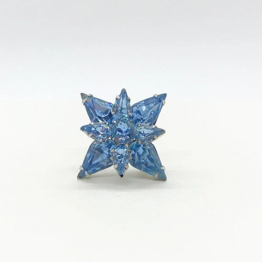 Vintage Twinkling Blue Rhinestone Star Brooch