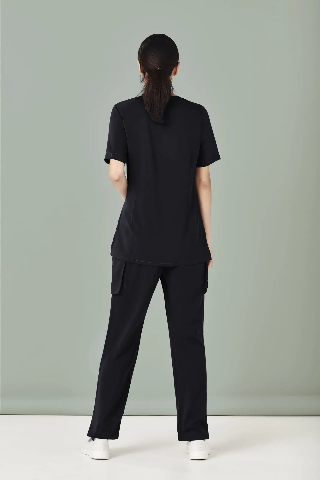 Womens Tailored Fit Round Neck Scrub Top