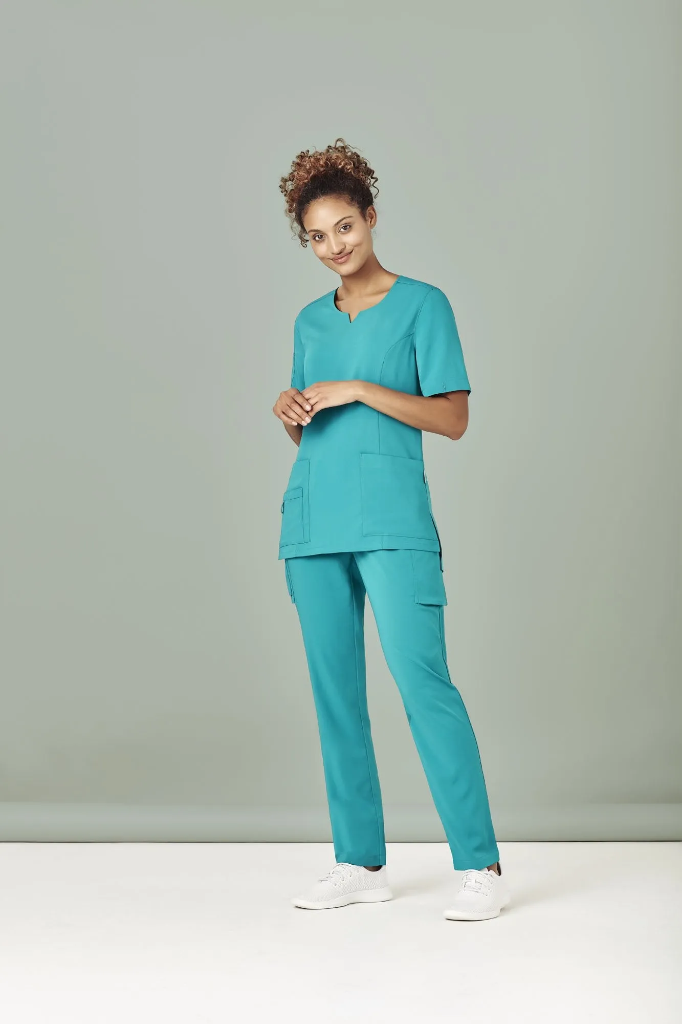 Womens Tailored Fit Round Neck Scrub Top